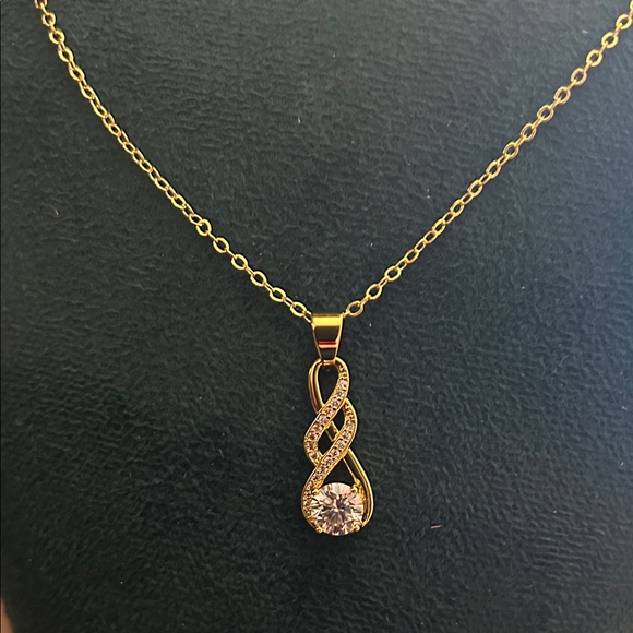 Infinity Pendant Necklace in 1.1 Ct Moissanite Stone NWT and with GRA $399 Retai - Picture 1 of 5